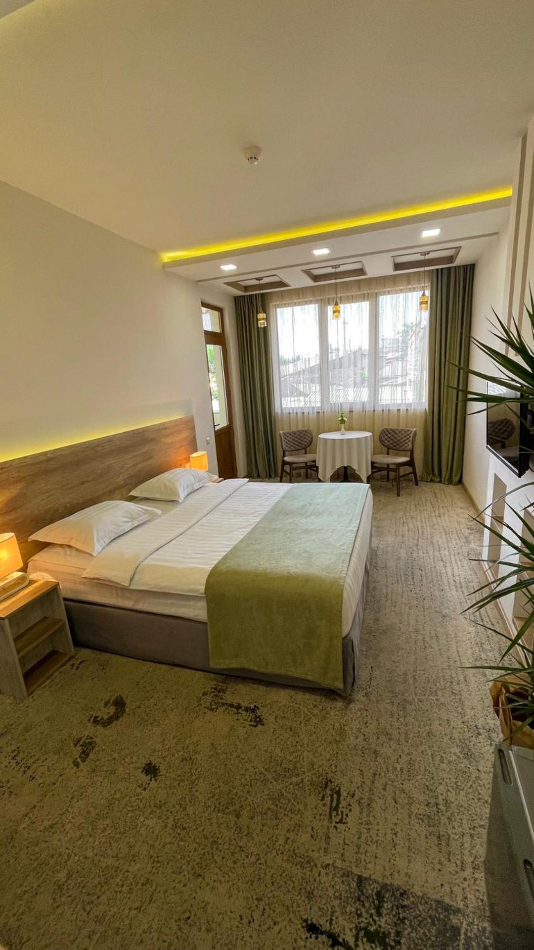 Rg Boutique Hotel エレバン エクステリア 写真