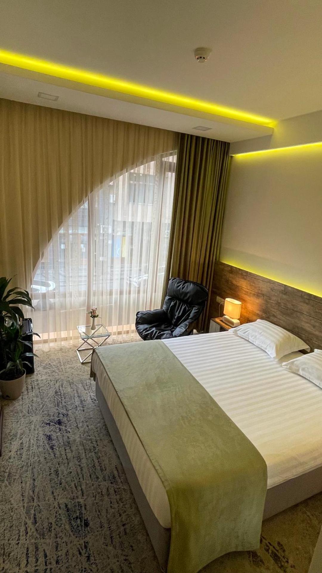 Rg Boutique Hotel エレバン エクステリア 写真
