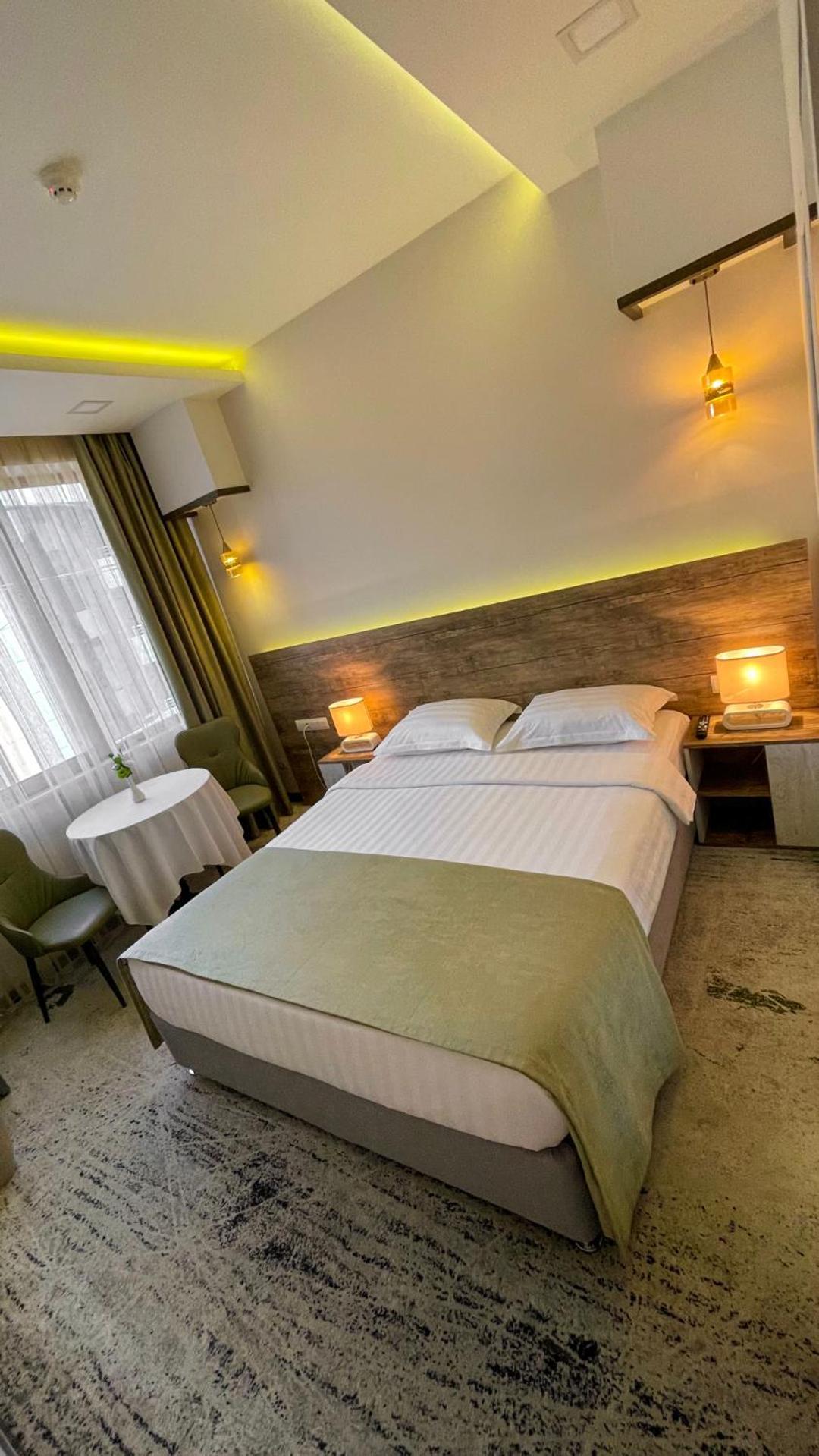 Rg Boutique Hotel エレバン エクステリア 写真