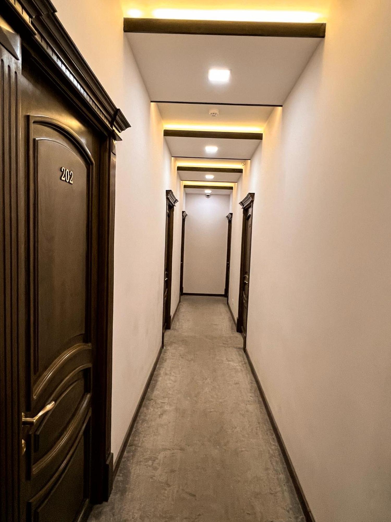 Rg Boutique Hotel エレバン エクステリア 写真